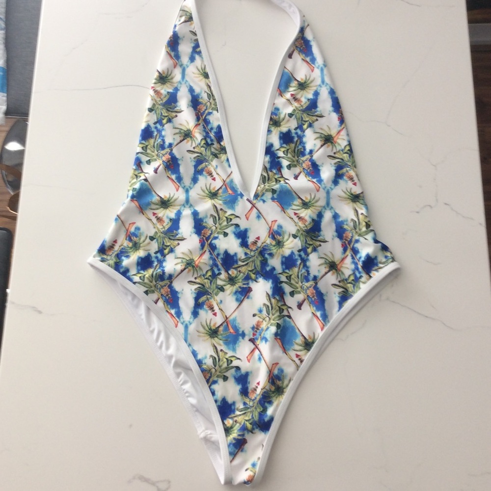 Deep V neck one piece swimsuit - Picture 2 of 14